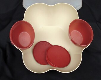 Vintage Tupperware Chip 'N Dip Bowl Cover Tray Almond Open House Collection 4624A-2 Party Bowl, Salad, Kitchen Storage Bowl