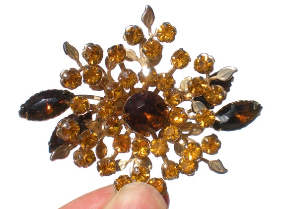 Golden Amber & Brown Rhinestone Brooch on Gold Tone Floral