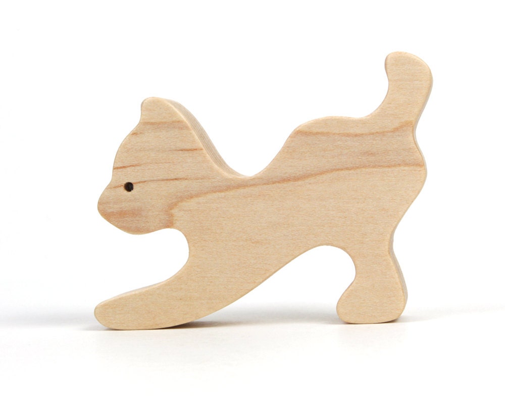 carno wooden cat toy