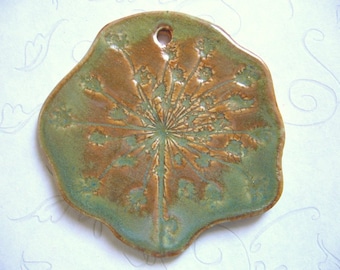Stain Glass Queen Anne's Lace Pottery Pendant