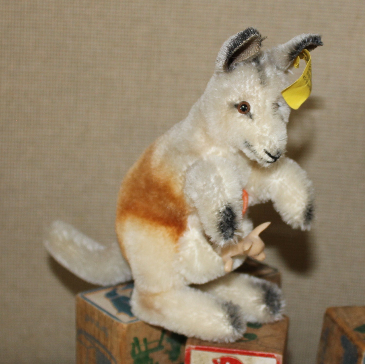 vintage steiff kangaroo