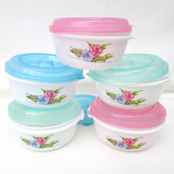 Vintage Plastic Bowls with Lids Storage Bowls Stacking