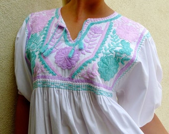 Mexican Vintage 70s embroidered cotton dress Turquoise pink boho resort summer Frida Style - Medium/Large