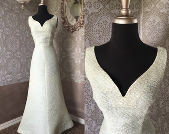 Vintage 1960's Iridescent Trumpet Hem Fitted Wedding Gown Small