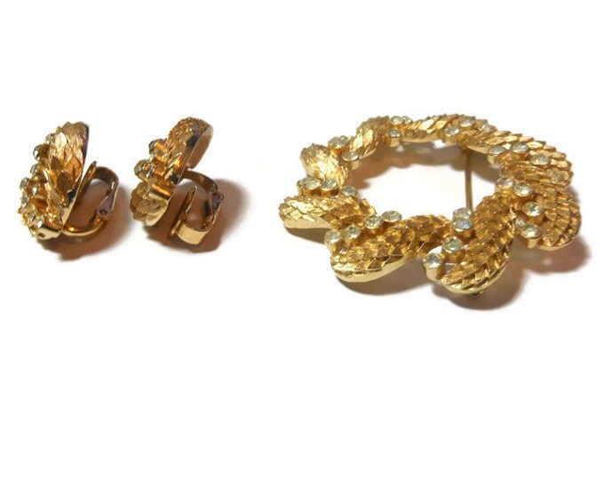Crown Trifari brooch earrings, wreath circle brooch, 1963 "L'Aiglon" gold plated wreath circle brooch with rhinestones and matching earrings