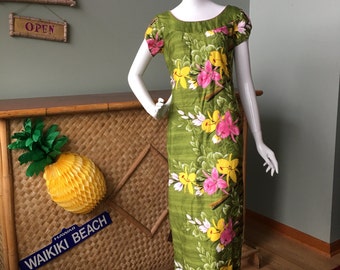 Gorgeous Tropicana made in Honolulu muu muu / maxi dress. 1950's-60's