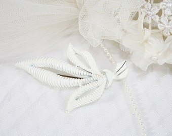 White Enameled Leaf Brooch Vintage Leaf Pin