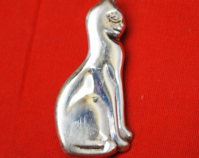 Sterling Cat brooch pendant - Silver feline figurine pin