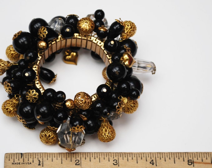 Black Gold Expansion Bracelet cha cha bracelet lucite plastic gold filigree beads mid century