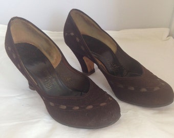 1940s dark chocolate brown suede pumps - AU 6.5 / EU 36