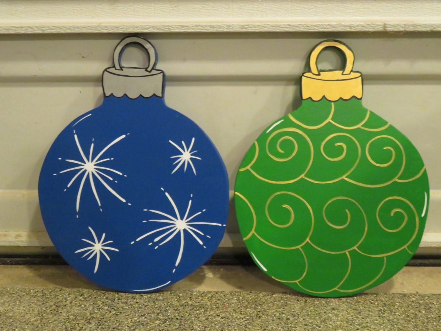 Christmas Ornament Wood Yard Art Wood Outdoor by ChartinisYardArt