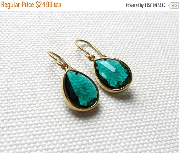 Emerald Green and Gold Earrings Minimalist by TheBonnyBoutique