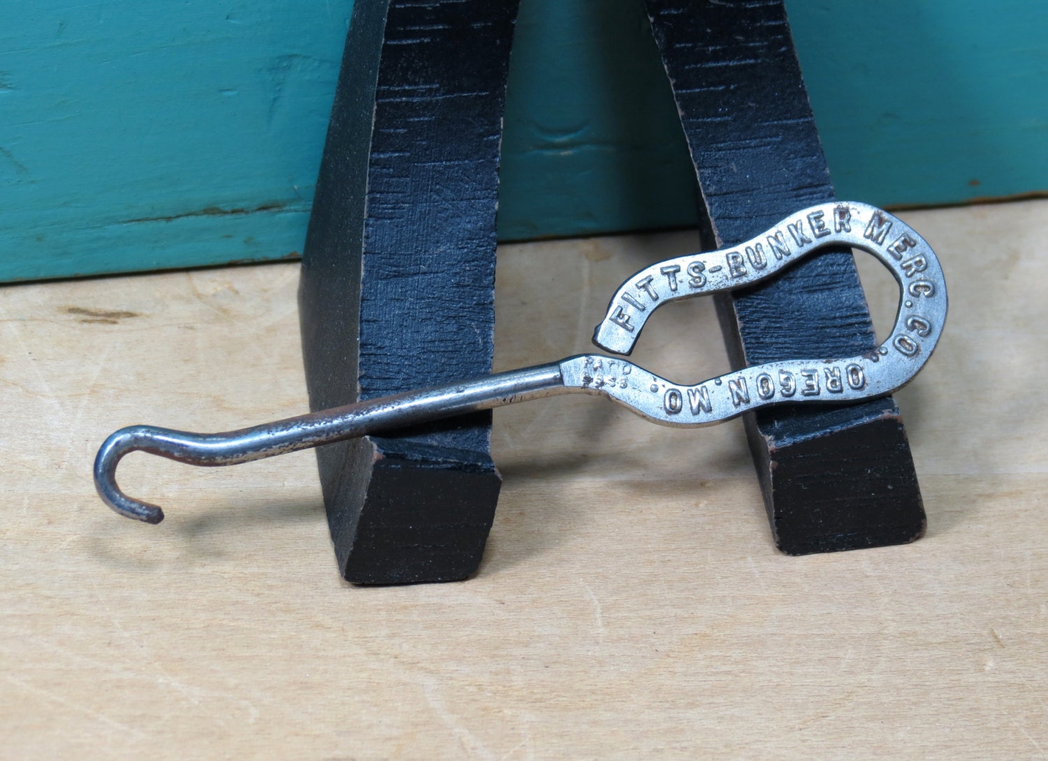 Antique Advertising Shoe Button Hook . Dated 1898 . Fitts