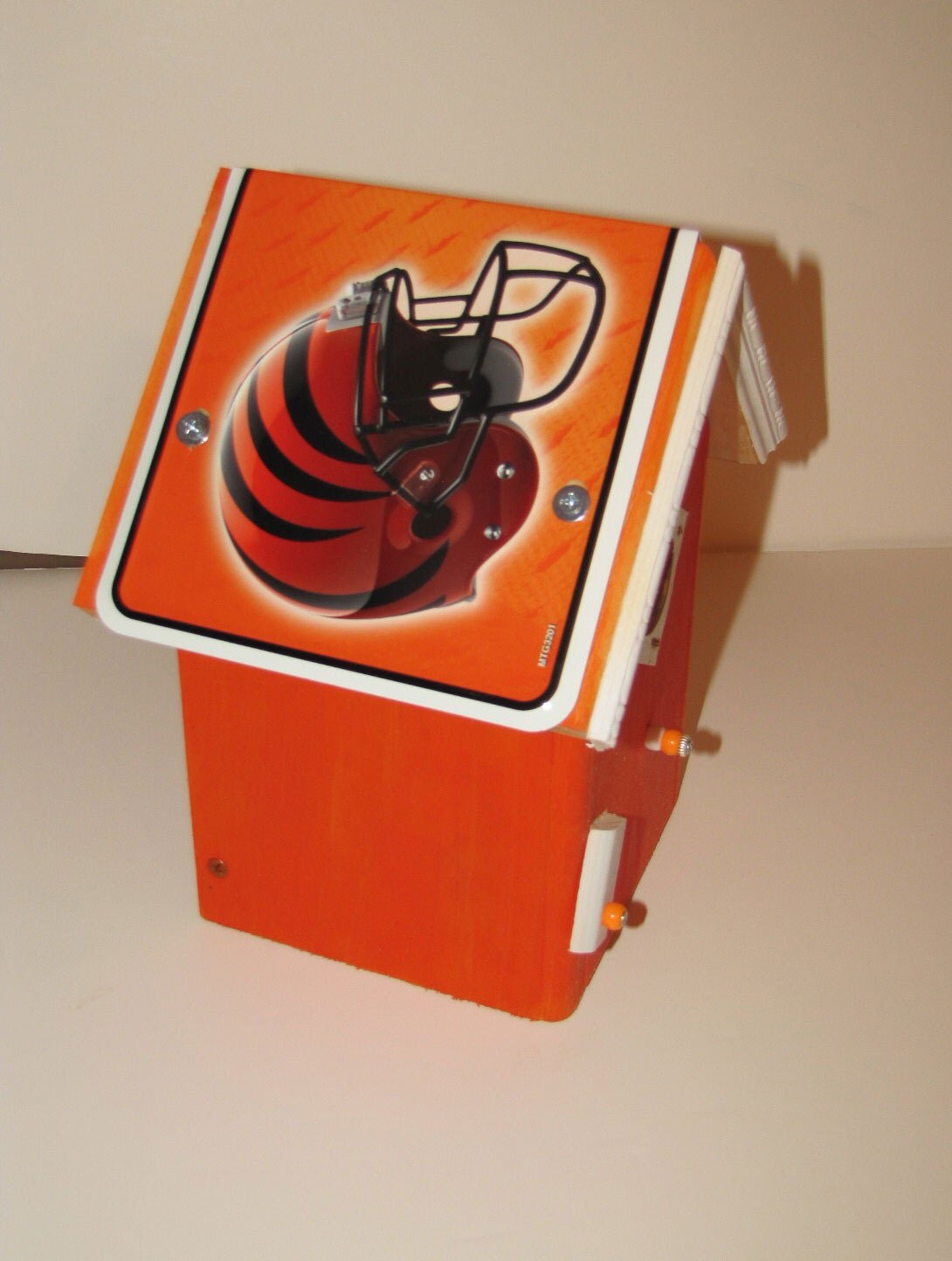 Cincinnati Bengals birdhouse NFL License Plate Birdhouse