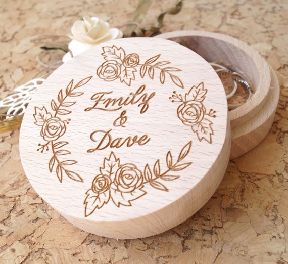 Wedding ring box, personalized wooden ring box, wedding ring box, ring bearer box, rings holder, rustic ring box, custom engraved ring box