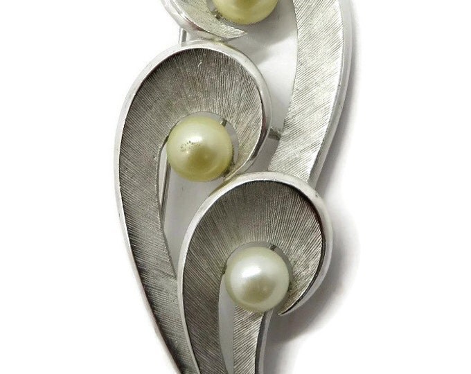 Trifari Faux Pearl Leaf Brooch - Vintage Silver Tone Pin, Gift idea, Gift Box