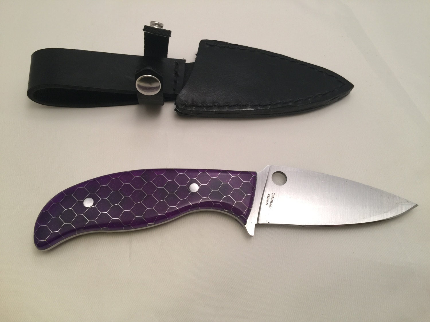 Spyderco Mule Team 20 For Tufu from TheADDHaberdashery on Etsy Studio