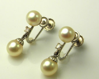 Vintage pearl drop earrings | Etsy