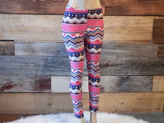 Patterned soft Comfortable leggings pink geometric LEGGINGS