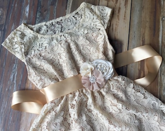 Lace flower girl dress. Flower girl dress. Champagne flower girl dress. Girls dress. Country rustic dress. Girls Lace dress