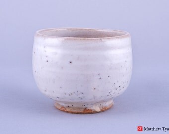 Chawan Tea Bowl with Snow Glaze Decoration - Stoneware Pottery