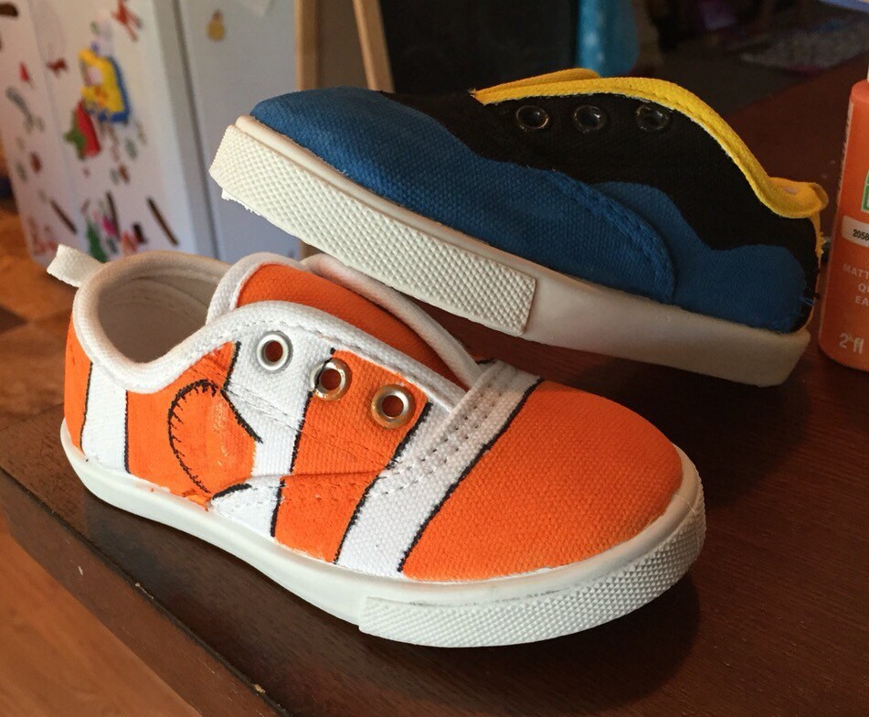 Nemo and dory themed shoes