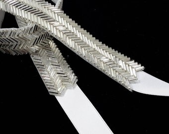 Bridal Belt Sash, Silver Wedding Sash, Thin Silver Belt. Silver Beaded Belt, Silver Bridal Sash, Bridesmaid Belt, Best Friend Bridal 187S