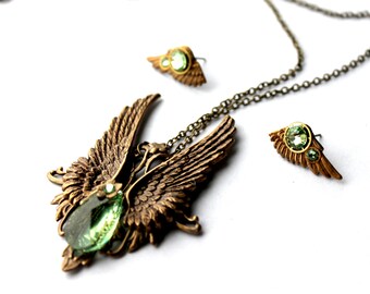 Green Angel wings steampunk gothic vintage fantasy pendant and earrings