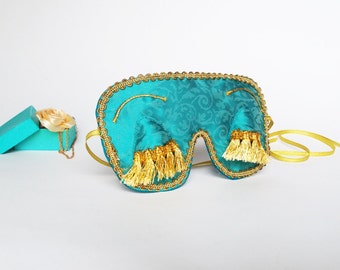Audrey Hepburn sleep mask with eyelashes - Holly Golightly Breakfast at Tiffany's eye mask - Bridal Shower favor