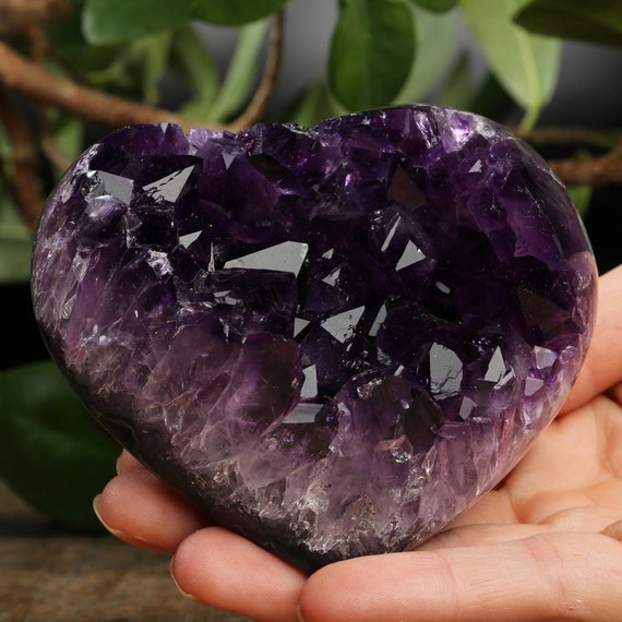 Super Quality Amethyst Geode Heart with Large by PACIFICMINERALS