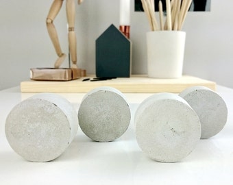 Concrete drawer knobs set of 4 | modern drawer knob | concrete decor | minimalist gift idea | round shape drawer knob