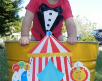 Ringmaster _ Circus Party bodysuit or shirt _ Photo prop_ Ring Master shirt_ Birthday shirt_ first birthday _ Circo