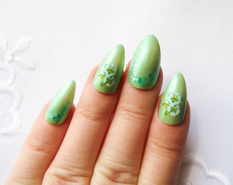 Spring Green Floral Stiletto Nails, Fake Nails, False Nails, Press on, Nails, Acrylic Nails, Mint Green, Floral