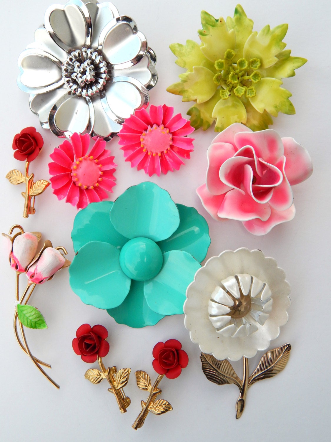 Jewelry Lot Vintage Enamel Flower Pins Brooches Earrings