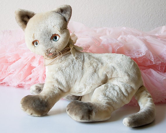 stuffed siamese cat