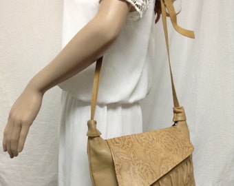 Tan Leather Purse,tooled leather,purse,bag, Shoulder Bag ,Soft leather