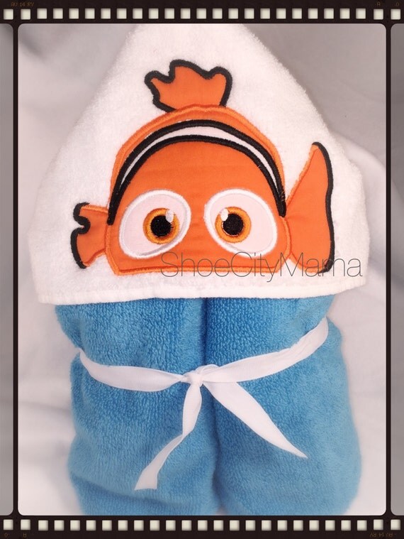 Nemo Hooded Towel Disney Finding Dory Kids Beach Bath Pool