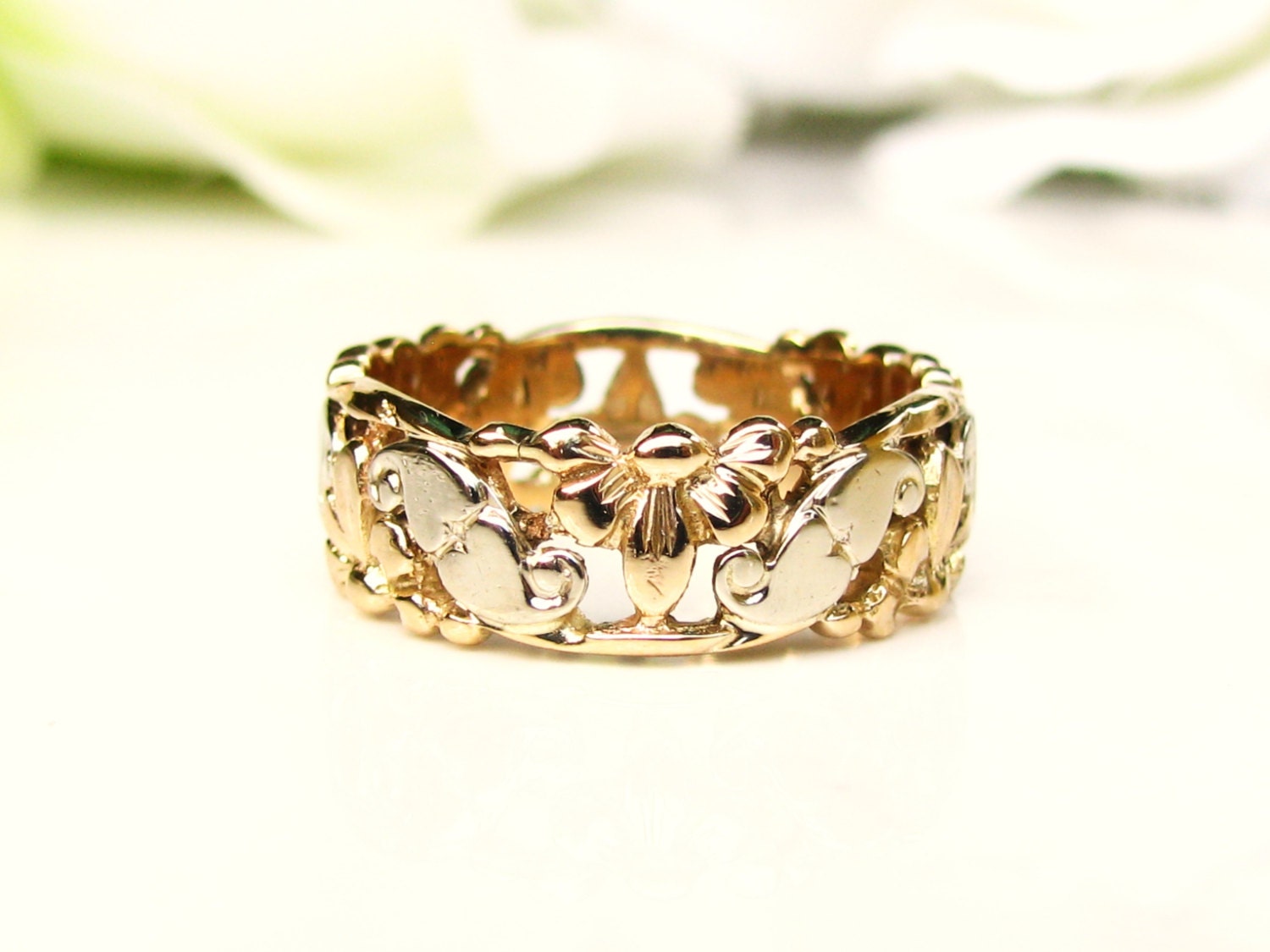 Vintage Heart Filigree Wide Wedding Band 14K Two Tone Gold