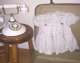 Vintage Baby girls floral dress 0-3 months