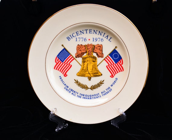 Bicentennial plate. 1776-1976 USA. by shopthebigeasyworld on Etsy