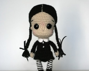 Elfin Thread- Wednesday Addams Chibi Doll Amigurumi PDF Pattern (Halloween Crochet Doll Pattern)