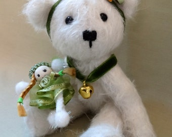 OOAK Artist mohair bear/ Ours d'artiste en mohair
