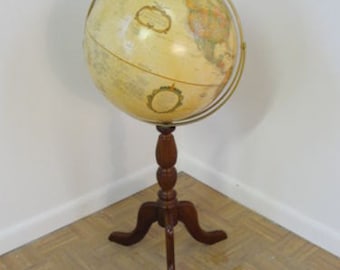 Decorator Globe With Wood Turned Stand