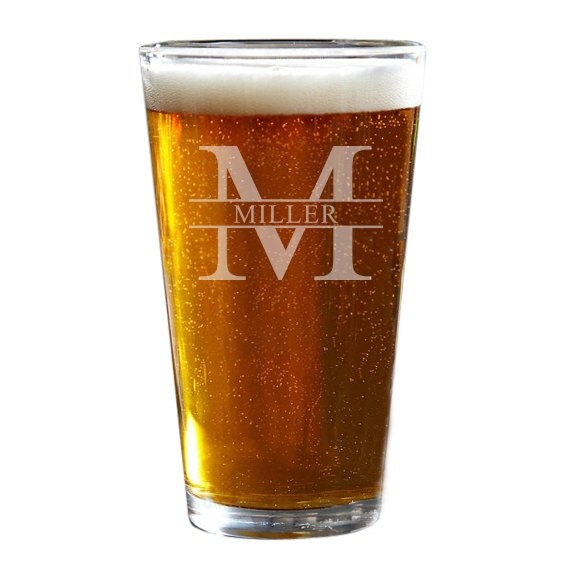 Custom Pint Glass Personalized Beer Glass Groomsmen Gift