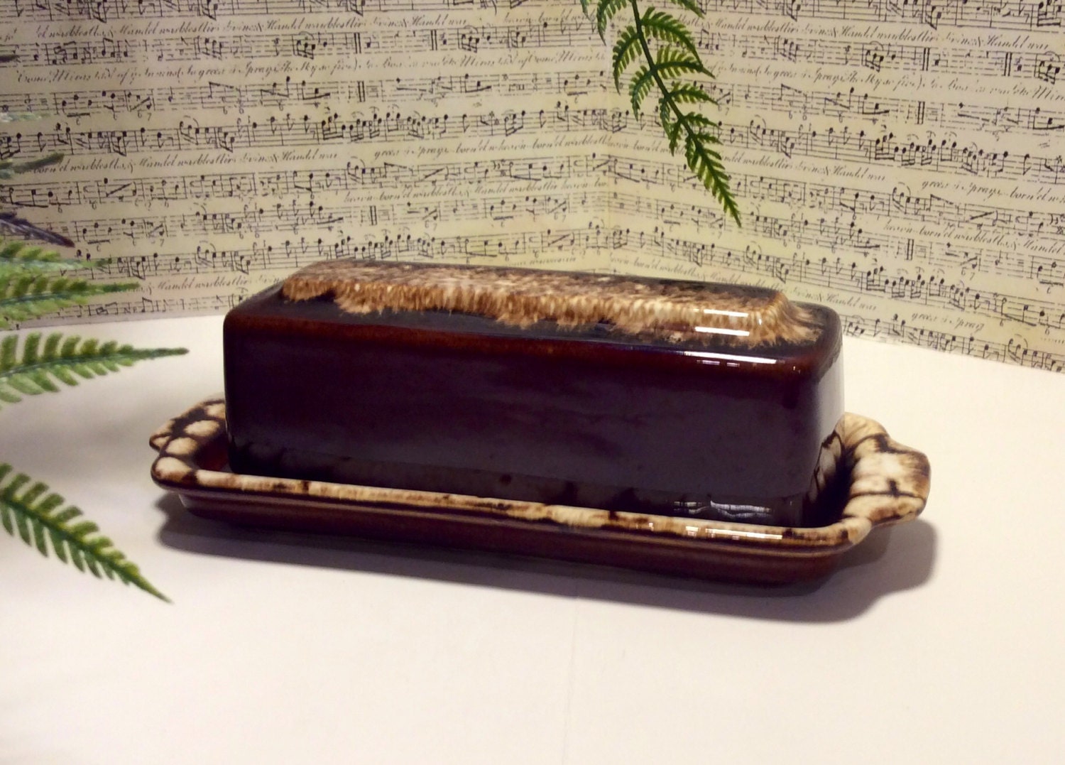 Hull USA Oven Proof Brown Drip Glaze Butter Dish w/Lid