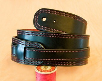 Handmade and stitched leather guitar strap (65mm)