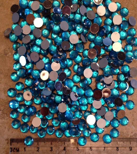 Acrylic Gems 150 Blue Faceted Gems 7mm by JewelsofYarnandBeads