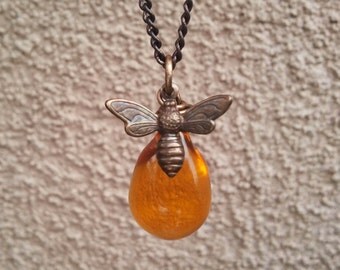 Honey Bee Necklace, Pendant, Charm, Fob, Bumble Bee Necklace, BEE Jewelry, Amber Jewelry
