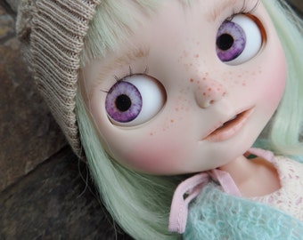 Blythe Middie and Pullip Doll Eyes Realistic Resin Chips in Purple Custom Customize OOAK Artist Art Doll D2