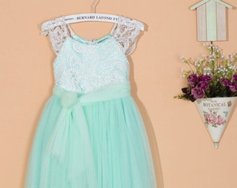 Mint green flower girl dress/toddler girl dress/pageant dress/lace flower girl dress/birthday party dress/green wedding dress 0059